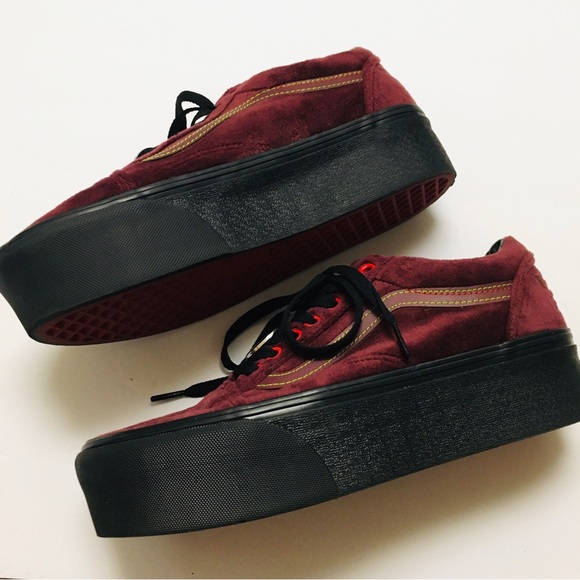 Vans Disney “Magic Mirror On The Wall” Platform Sneakers Size 8 Suede Burgundy - Picture 8 of 15